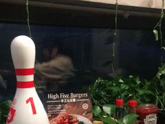 -HIGH FIVE哈福手工汉堡(桂林路店)