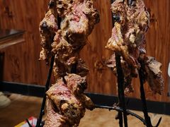 -烤肉小伙烤肉店