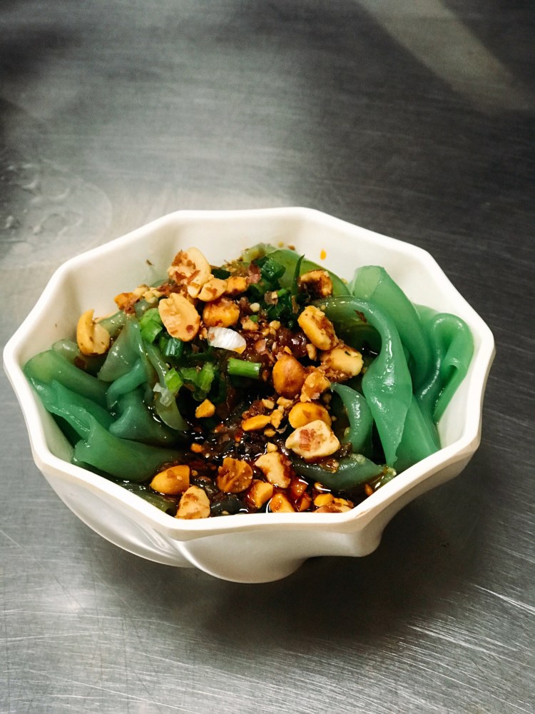 【点评高级玩家】城市的味道丨德阳——肖记片粉 伤心春卷 龙冰粉