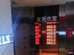 -蓝天国际游泳培训基地(华腾园店)