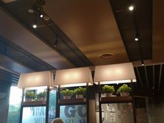 -肯德基(中纬店)