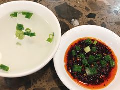-周家大连水饺(美专校街店)