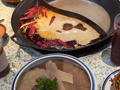 -鸿姐老火锅(花园路店)
