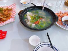 -覃记海鲜美食餐厅