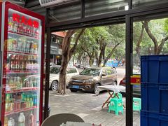 -洪霞餐馆