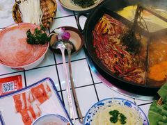 -巴卤社老火锅(财富店)