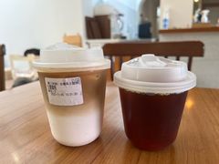 -有猫主题·治愈系猫咖(曾厝垵店)