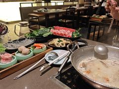 -捞王锅物料理(上海世茂广场店)