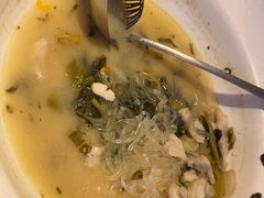 -严记小天府酸菜鱼(西四路店)