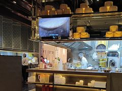 -蝴蝶里·粤菜·点心(滨江龙湖店)