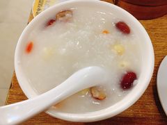 -广东小美食(果戈里大街店)