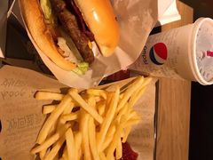 双层星级厚作和牛堡餐-肯德基(西桥店)