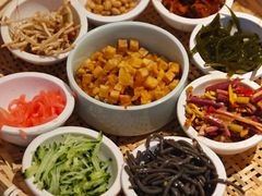 -包整·丝娃娃(一览甲秀楼风景店)