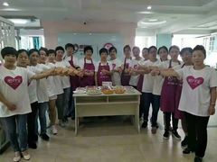 -爱月宝月嫂·育儿嫂(哈尔滨总店)