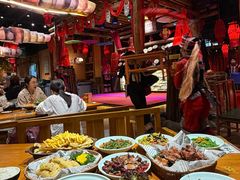 -老滇山寨•云南特色菜•地方菜•民族风情歌舞表演(金碧店)