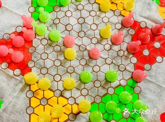 和跳跳棋一样， 人生也需要自己为自己搭桥