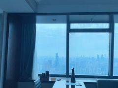 -上海龙之梦万丽酒店