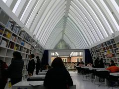 -钟书阁(松江泰晤士小镇店)