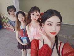 -汤山欢乐水世界