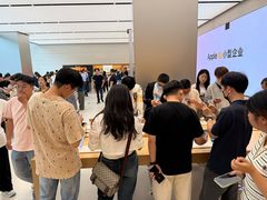 -Apple零售店(玄武湖店)