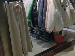 -百荣世贸商城