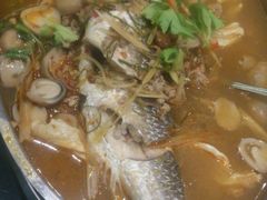 -大头虾越式风味餐厅(光明广场店)