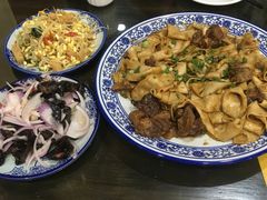 -壹阁胡羊焖饼(特色小吃街店)