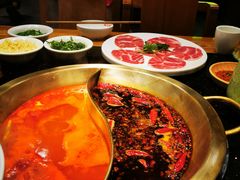-潮火锅·麻辣牛肉火锅(观音桥方圆·LIVE店)