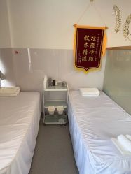 -塑青春&伊肤泉祛痘皮肤管理
