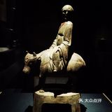 博物馆类的一定会来打卡。兰州博物馆不大，很安静