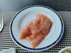 -亚洲国际大酒店·云顶阁旋转自助餐厅