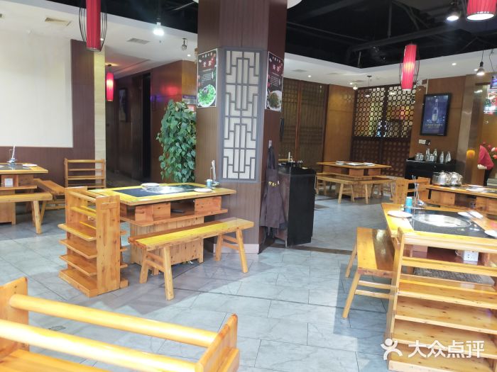 宽窄巷子老火锅图片