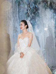 -伯瓷皇后婚纱艺术空间