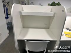 -白鲸自习室(公主坟店)