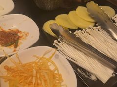 -军硕烤肉·部队火锅(二七万达店)