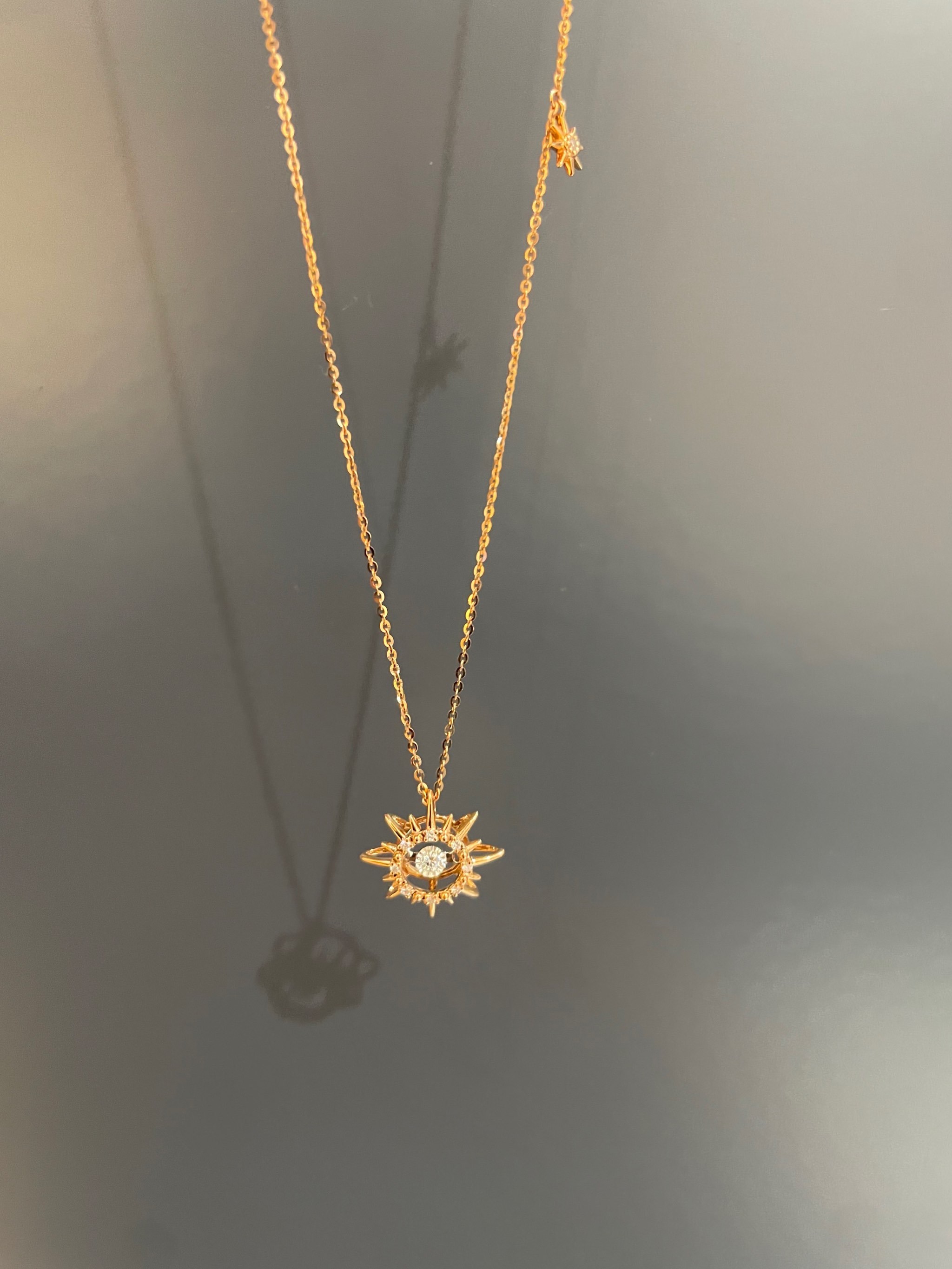 周大福monologue独白 太阳神项链