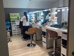 -海马体照相馆(上海月星环球港店)
