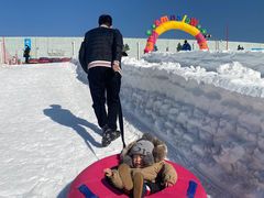 -华彬猛犸滑雪场