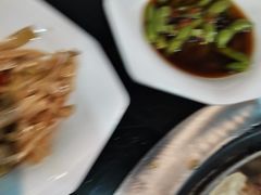 -三里屯土灶炖公鸡地锅鸡(江东店)