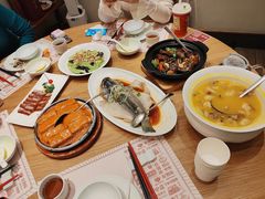 -顺风汤馆·广府粤菜(江宸天街店)