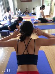 -亚太瑜伽普拉提学院