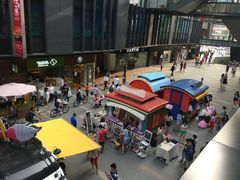 整体氛围还蛮不错的-江燕路万科里