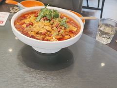 -川流不息·地道川菜·小龙虾(松东路店)