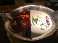 -湊湊火锅·茶憩(新中关购物中心店)