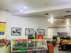 -牛一嘴·兰州牛肉面·大盘鸡(财富中心店)