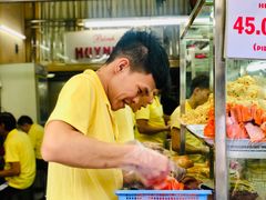 -Bánh Mì Huynh Hoa