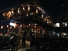 -Dash Teak House
