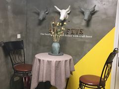 -HIGH FIVE哈福手工汉堡(桂林路店)