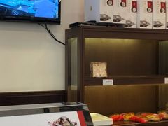 -红宝石·鲜奶小方·海派西点房(南丹店)