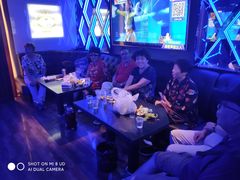 -环球梦主题KTV(曲阳生活购物中心店)